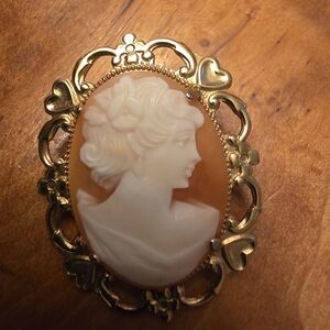 VINTAGE VICTORIAN CAMEO BROOCH PIN PENDANT CARVED SHELL 12K GF WOMAN L.S.P.  Co
